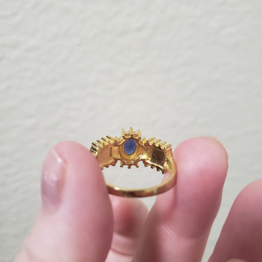 Ring - Picture 5 of 6